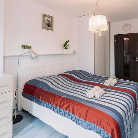 Family Aquarium Haven Apartamento Bratislava Exterior foto